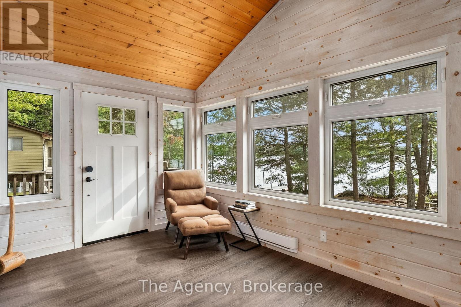 1032 Lakeshore Drive S, Bracebridge, Ontario  P1L 1X3 - Photo 14 - X12410008