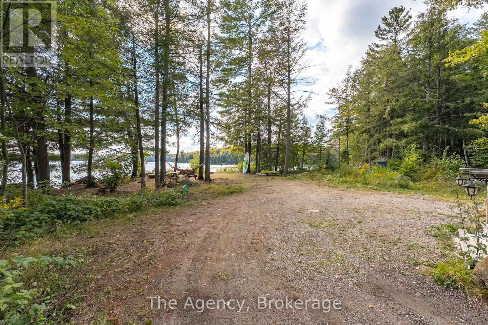 1032 Lakeshore Drive S, Bracebridge, Ontario  P1L 1X3 - Photo 35 - X12410008