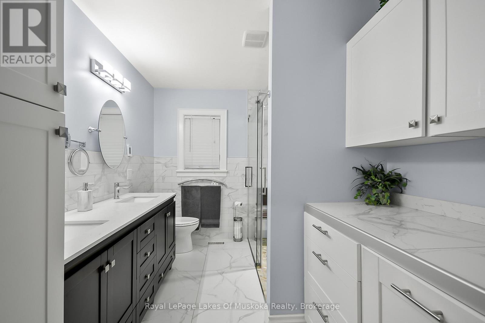 2 Leslie Drive W, Bracebridge, Ontario  P1L 1W8 - Photo 33 - X12410198