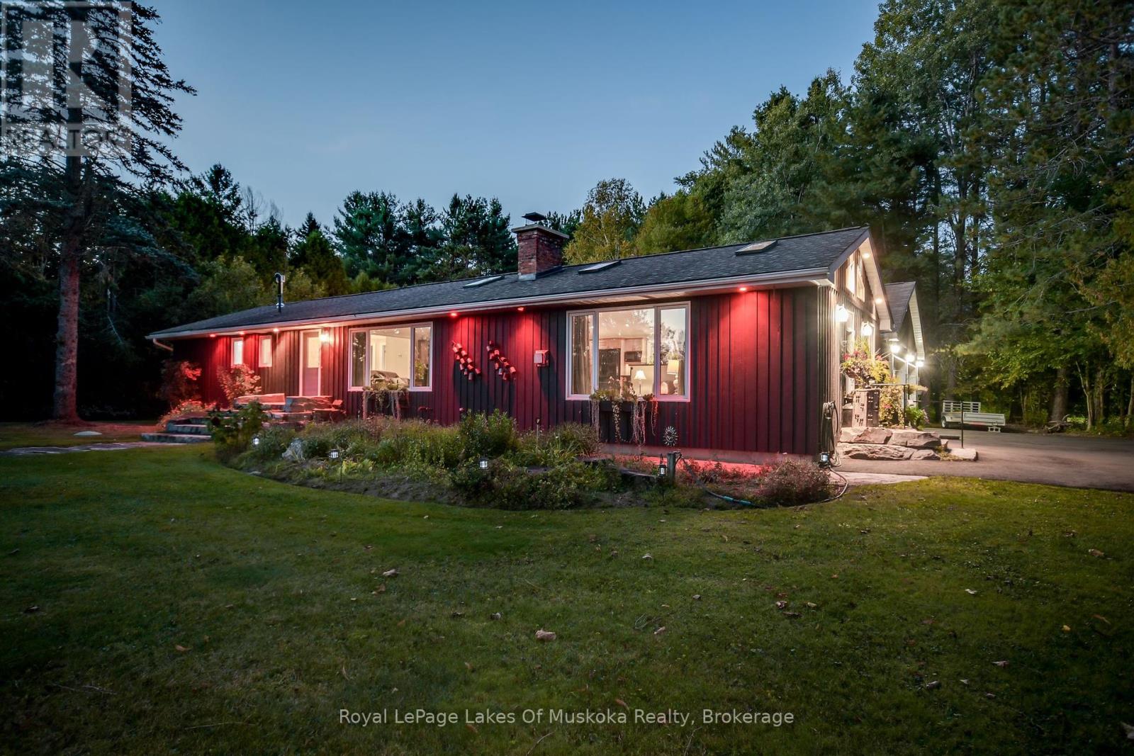 2 Leslie Drive W, Bracebridge, Ontario  P1L 1W8 - Photo 44 - X12410198