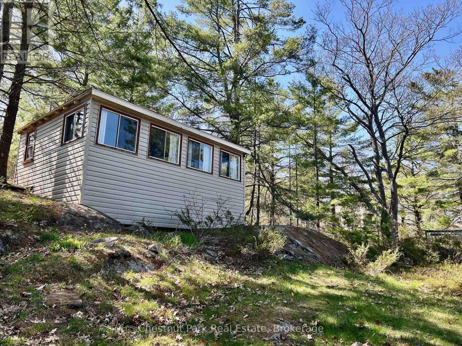 1 & 2 -1051 Wigwam Lodge Road, Gravenhurst, Ontario  P0E 1G0 - Photo 38 - X12410239