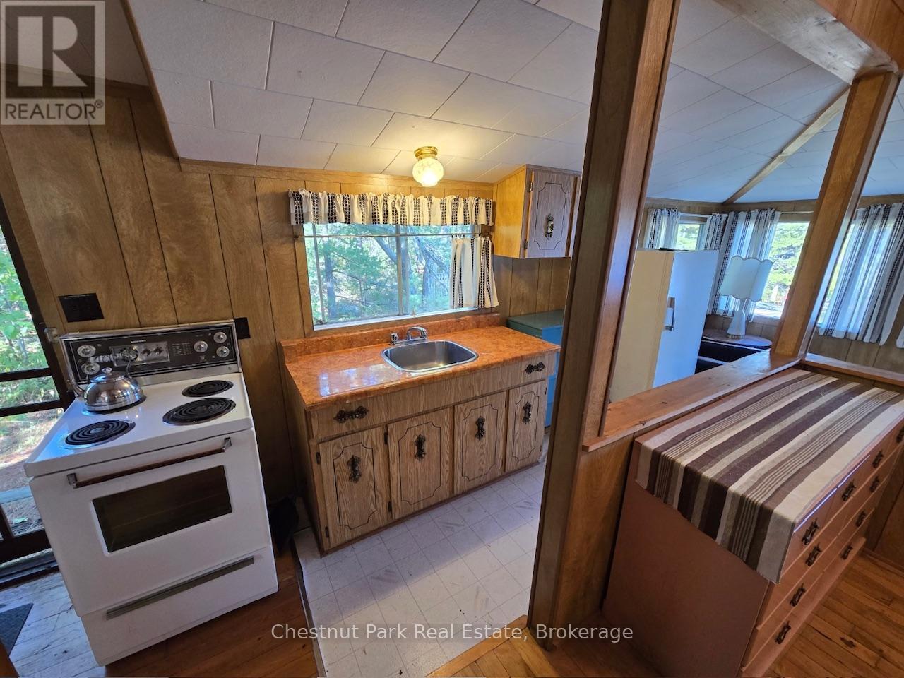 1 & 2 -1051 Wigwam Lodge Road, Gravenhurst, Ontario  P0E 1G0 - Photo 44 - X12410239
