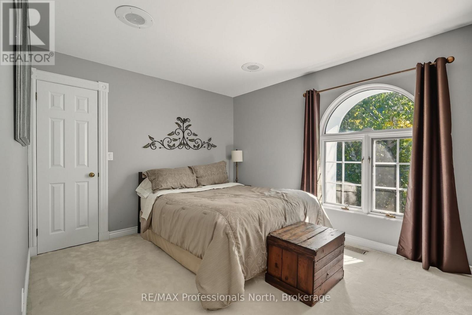 35 Church Street, Huntsville, Ontario  P1H 1G8 - Photo 25 - X12411599