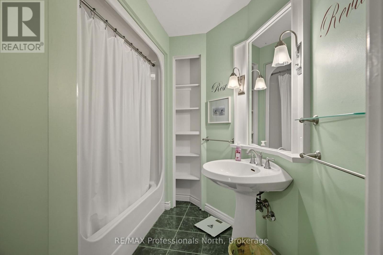 35 Church Street, Huntsville, Ontario  P1H 1G8 - Photo 28 - X12411599