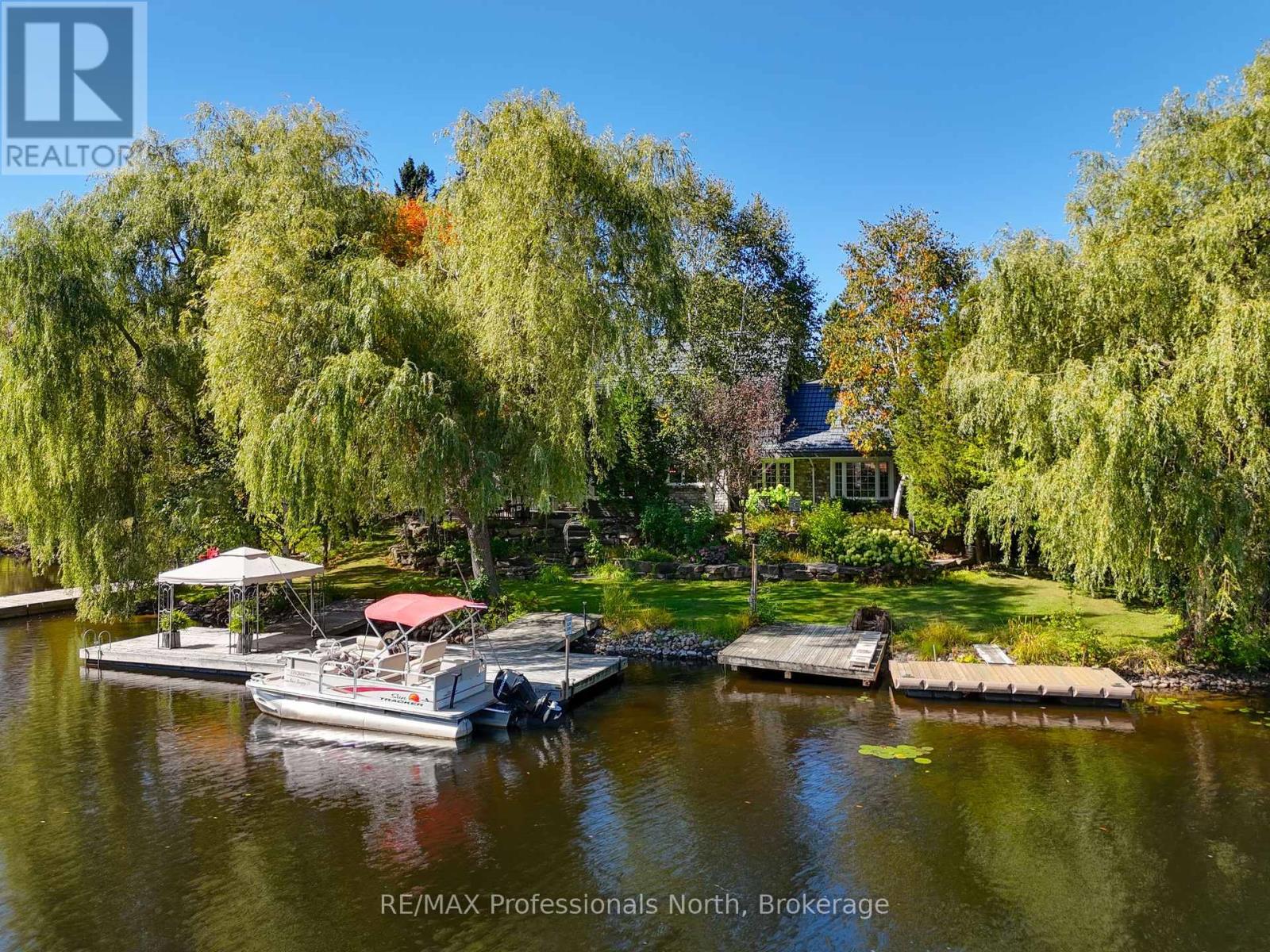 35 Church Street, Huntsville, Ontario  P1H 1G8 - Photo 39 - X12411599