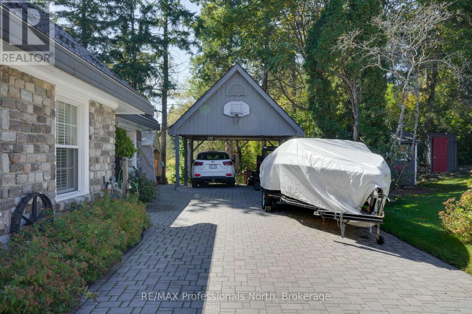 35 Church Street, Huntsville, Ontario  P1H 1G8 - Photo 40 - X12411599