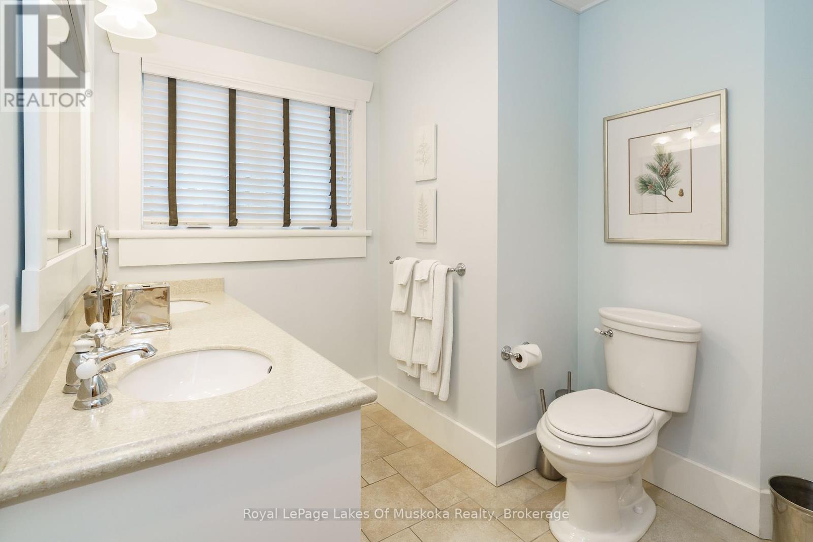 Villa 1  Week 9 - 1020 Birch Glen Road, Lake Of Bays, Ontario  P0B 1A0 - Photo 32 - X12411608