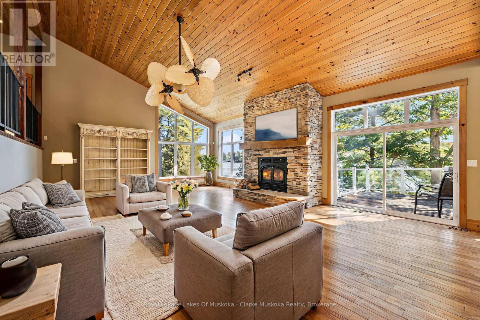 1064 Road 3200 & 0 Parkers Point Road, Gravenhurst, Ontario  P1P 1R2 - Photo 12 - X12413316