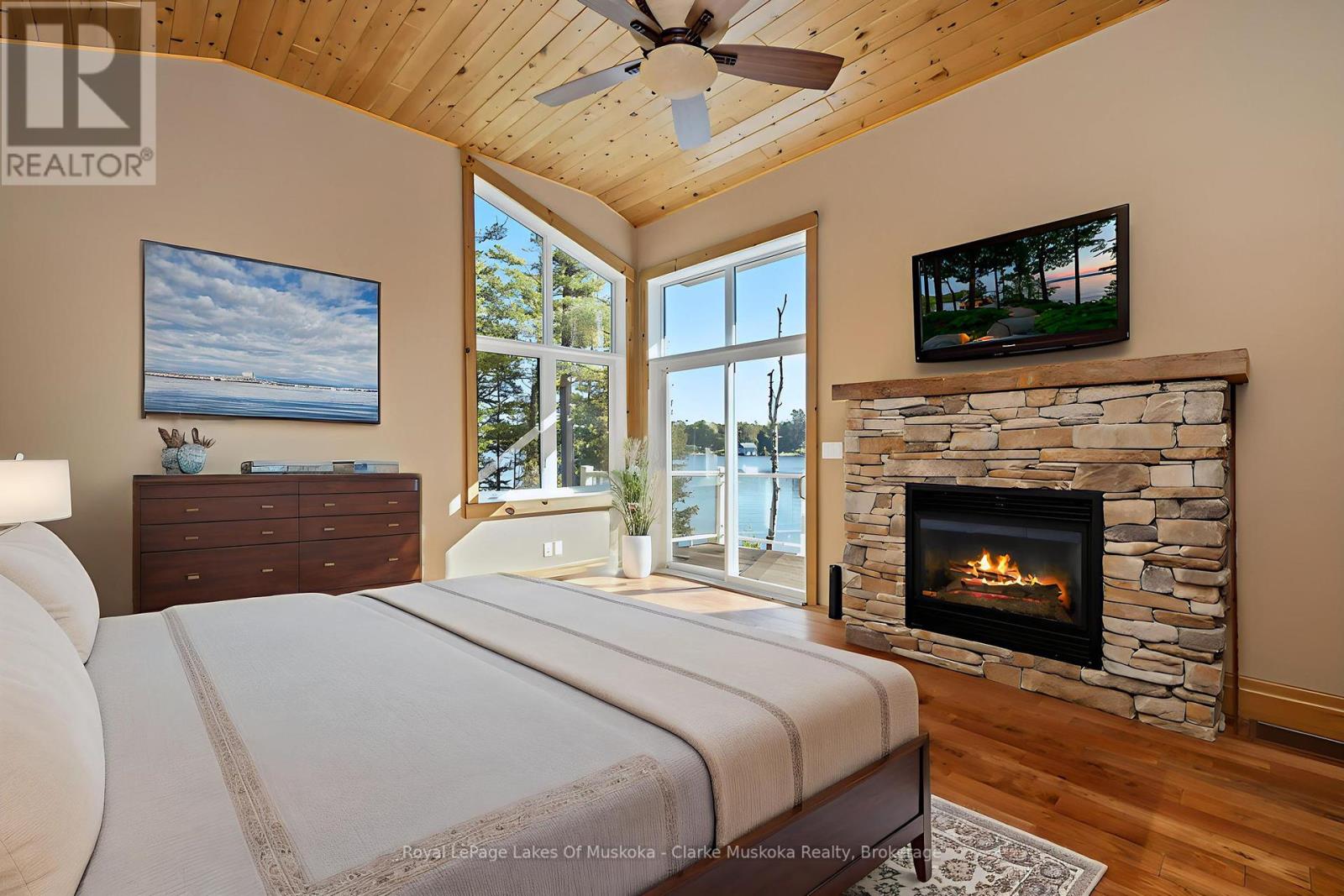 1064 Road 3200 & 0 Parkers Point Road, Gravenhurst, Ontario  P1P 1R2 - Photo 21 - X12413316