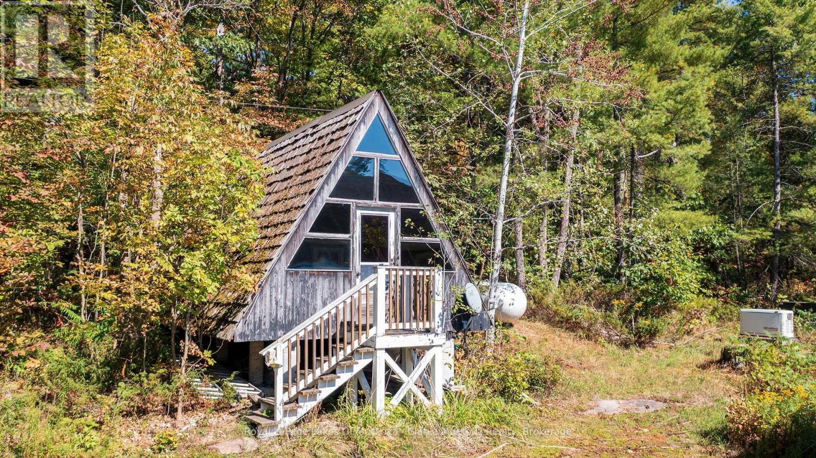 1064 Road 3200 & 0 Parkers Point Road, Gravenhurst, Ontario  P1P 1R2 - Photo 32 - X12413316