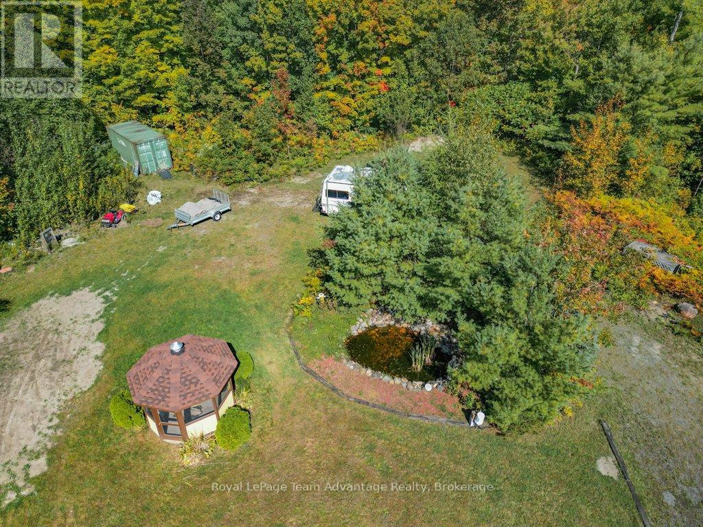 18 Horseshoe Lake Road, Seguin, Ontario  P2A 2W8 - Photo 33 - X12413327