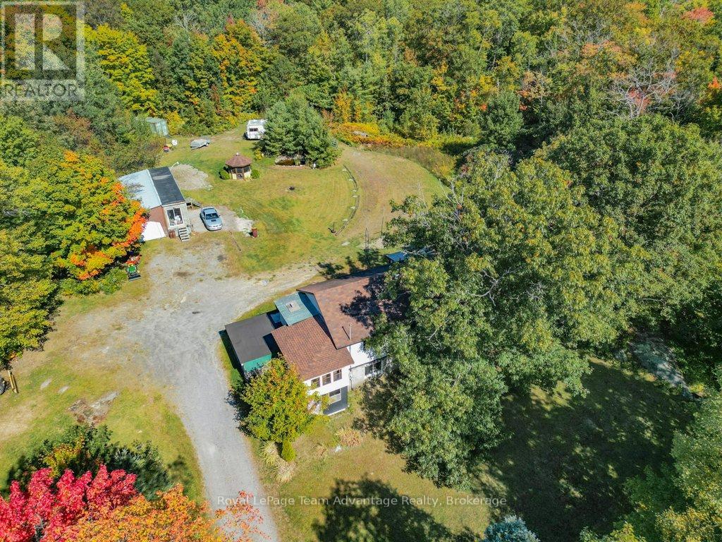 18 Horseshoe Lake Road, Seguin, Ontario  P2A 2W8 - Photo 35 - X12413327