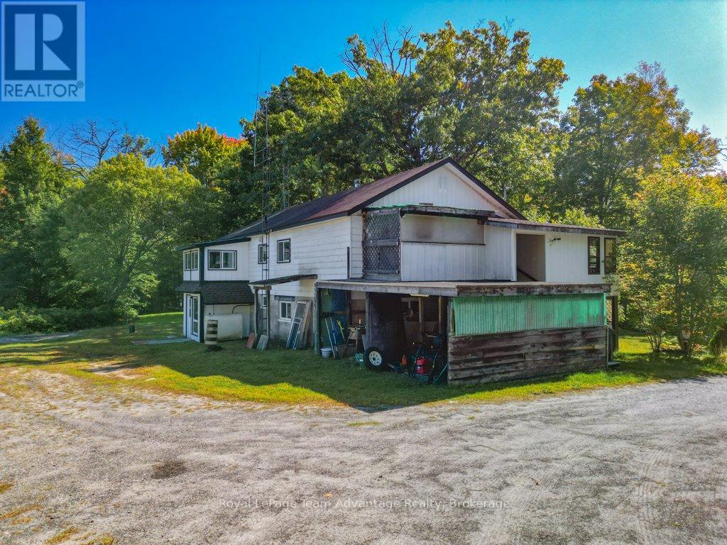18 Horseshoe Lake Road, Seguin, Ontario  P2A 2W8 - Photo 41 - X12413327