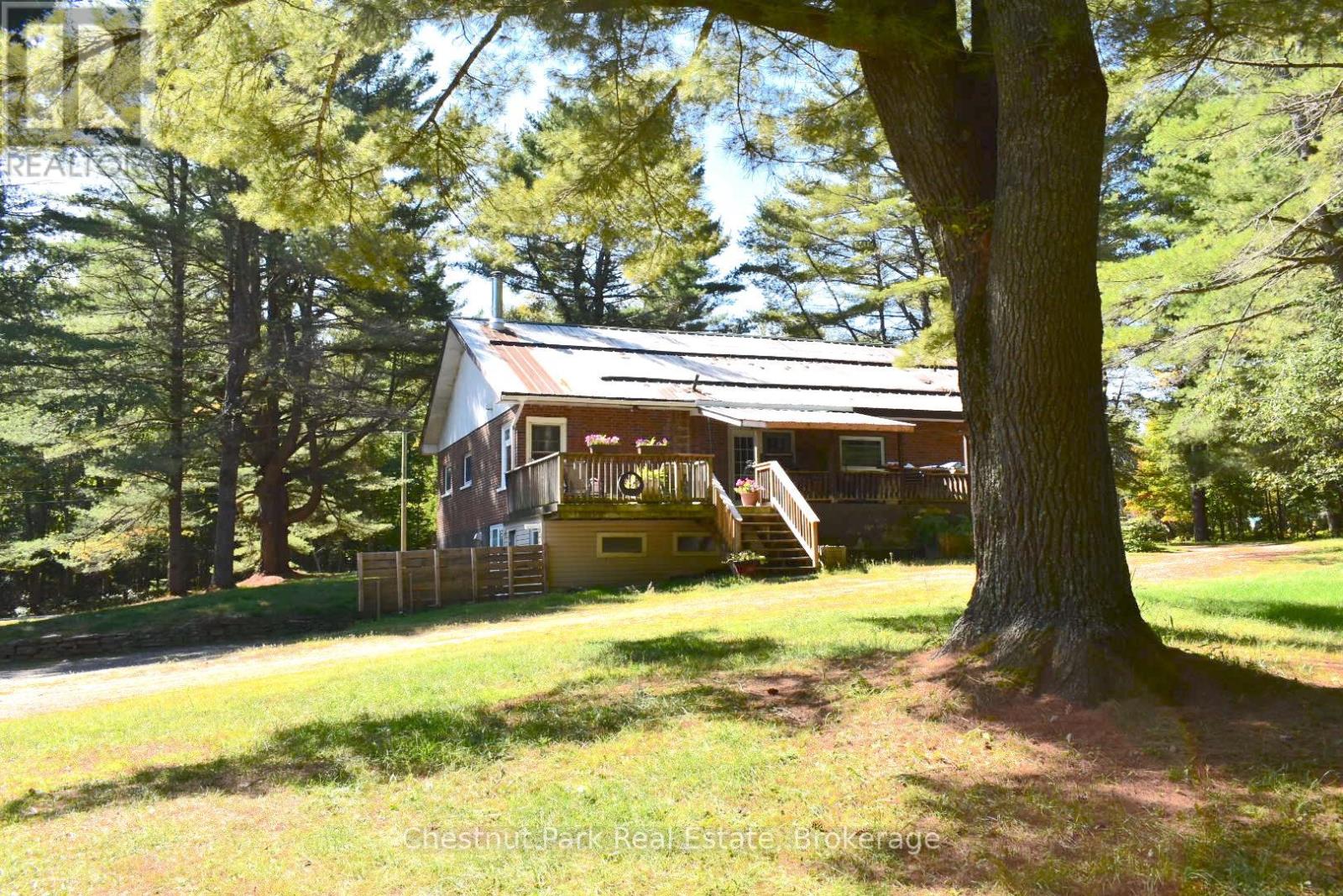 1258 Ravenscliffe Road, Huntsville, Ontario  P1H 2N5 - Photo 30 - X12413424