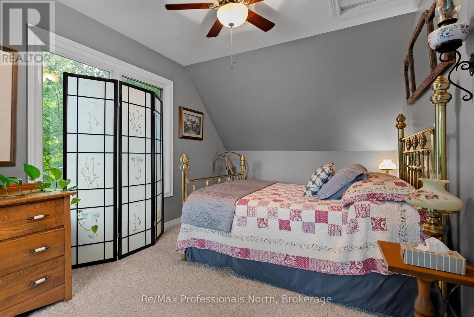 1005 Laidlaw Avenue, Gravenhurst, Ontario  L0K 2B0 - Photo 23 - X12414219