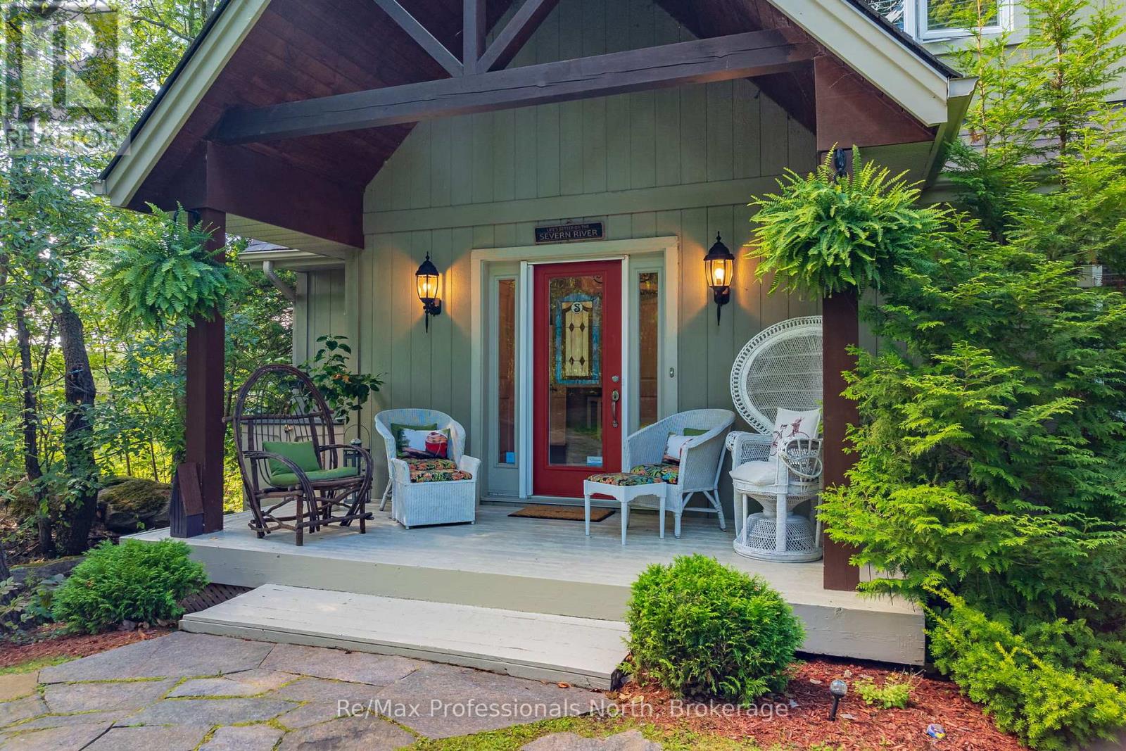 1005 Laidlaw Avenue, Gravenhurst, Ontario  L0K 2B0 - Photo 28 - X12414219