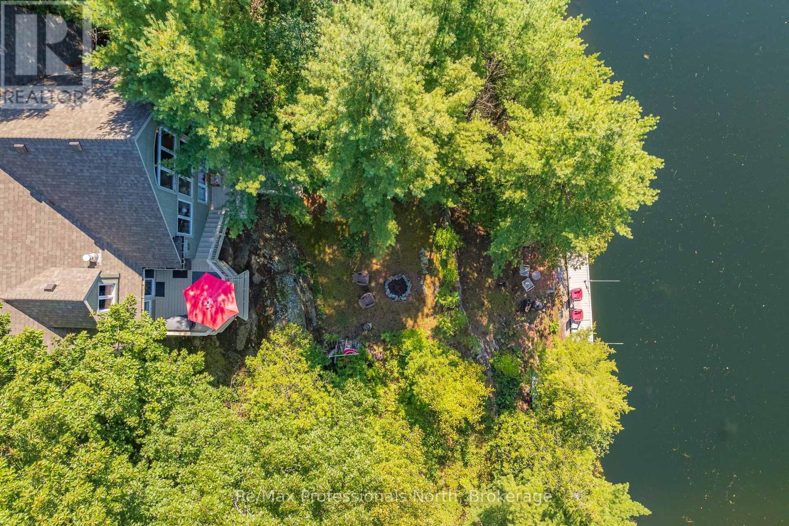 1005 Laidlaw Avenue, Gravenhurst, Ontario  L0K 2B0 - Photo 38 - X12414219