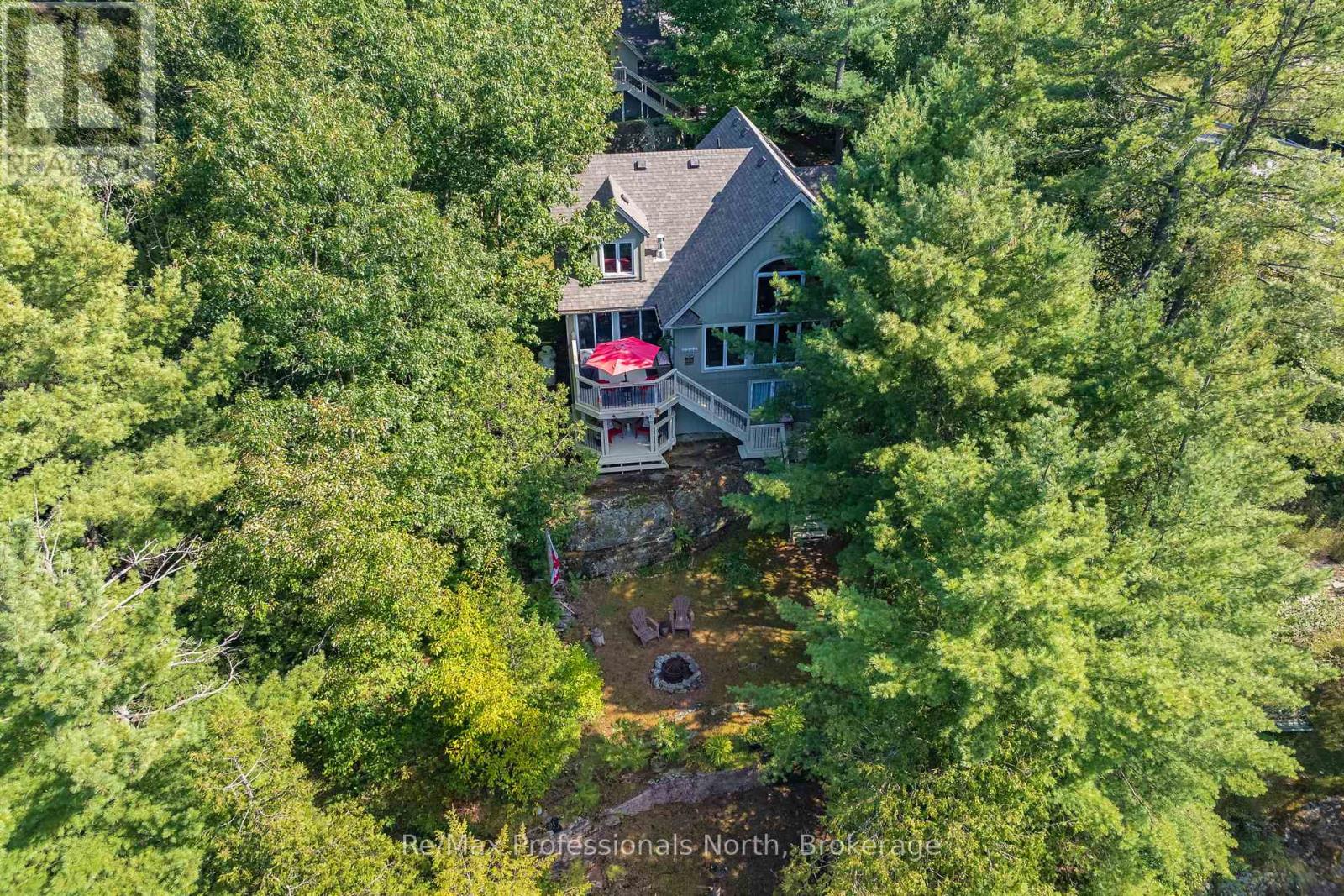 1005 Laidlaw Avenue, Gravenhurst, Ontario  L0K 2B0 - Photo 40 - X12414219