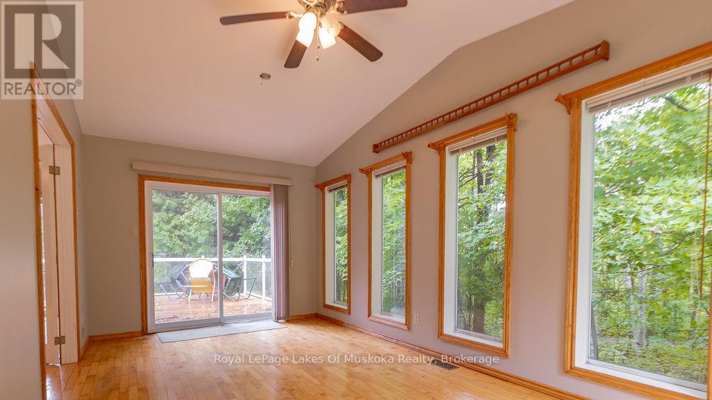 4244 Muskoka Road 117, Lake Of Bays, Ontario  P0B 1A0 - Photo 10 - X12414876