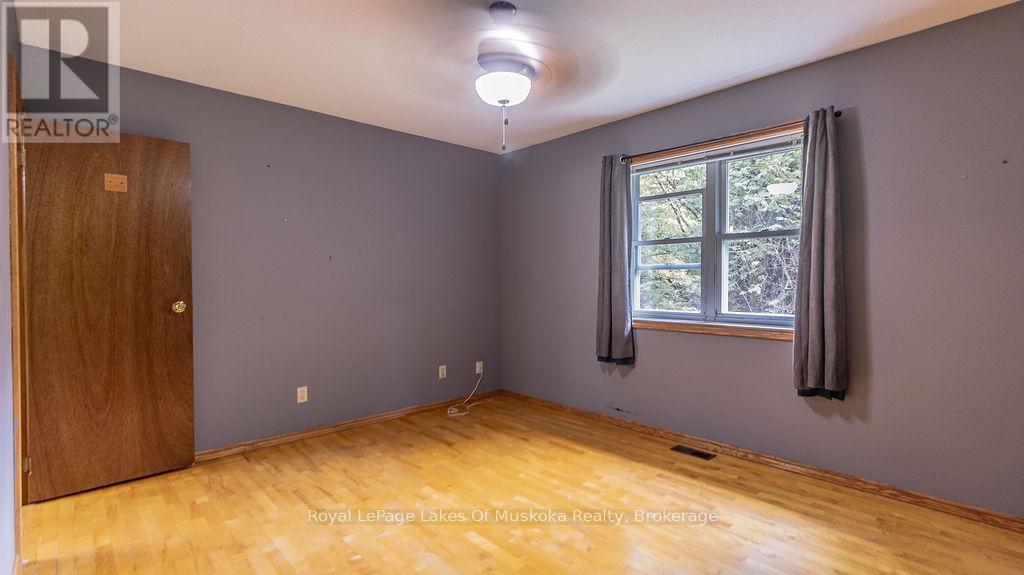 4244 Muskoka Road 117, Lake Of Bays, Ontario  P0B 1A0 - Photo 17 - X12414876