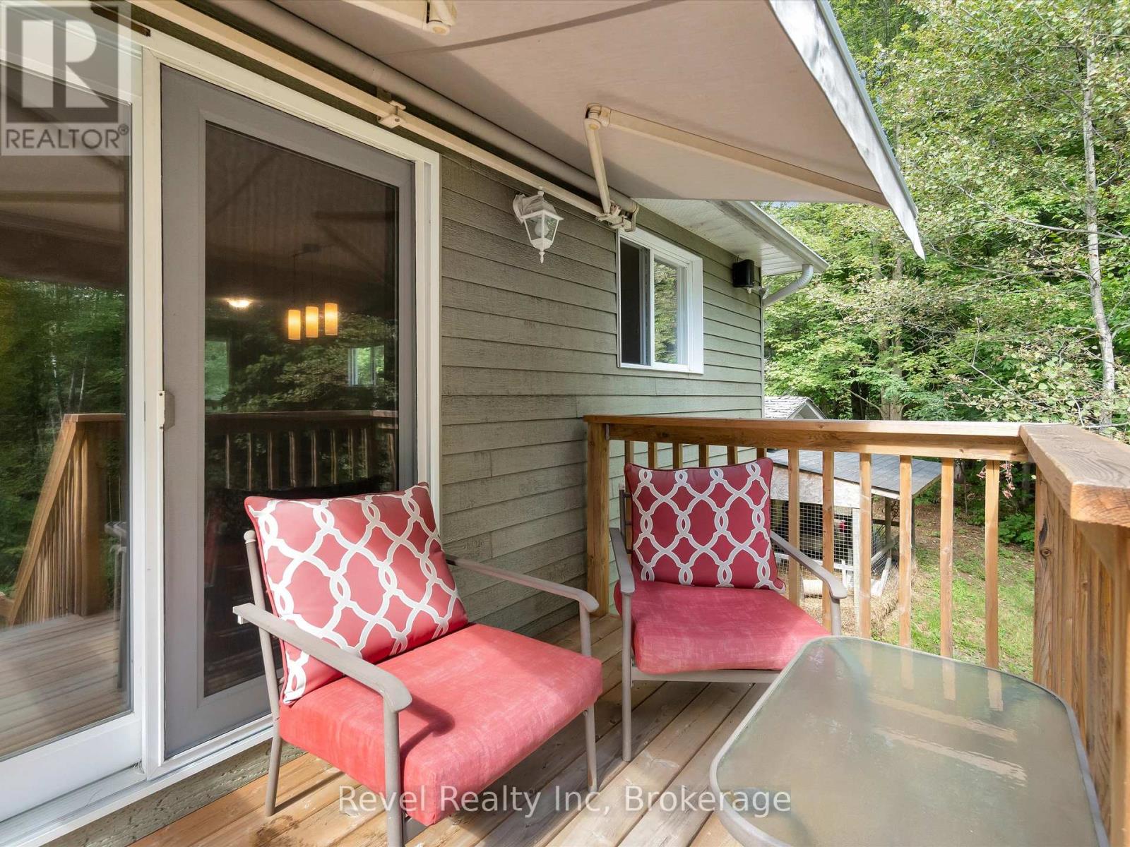 1326 Echo Lake Road, Lake Of Bays, Ontario  P0B 1A0 - Photo 11 - X12415221