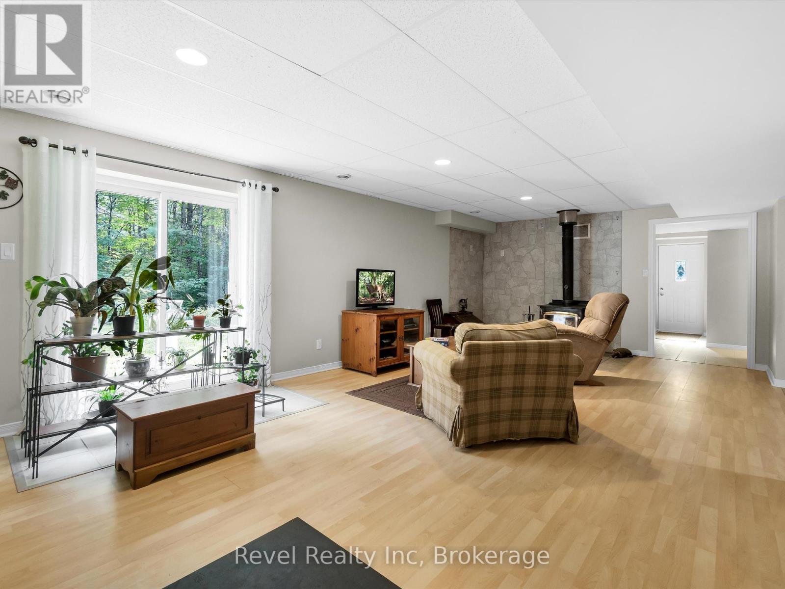 1326 Echo Lake Road, Lake Of Bays, Ontario  P0B 1A0 - Photo 25 - X12415221