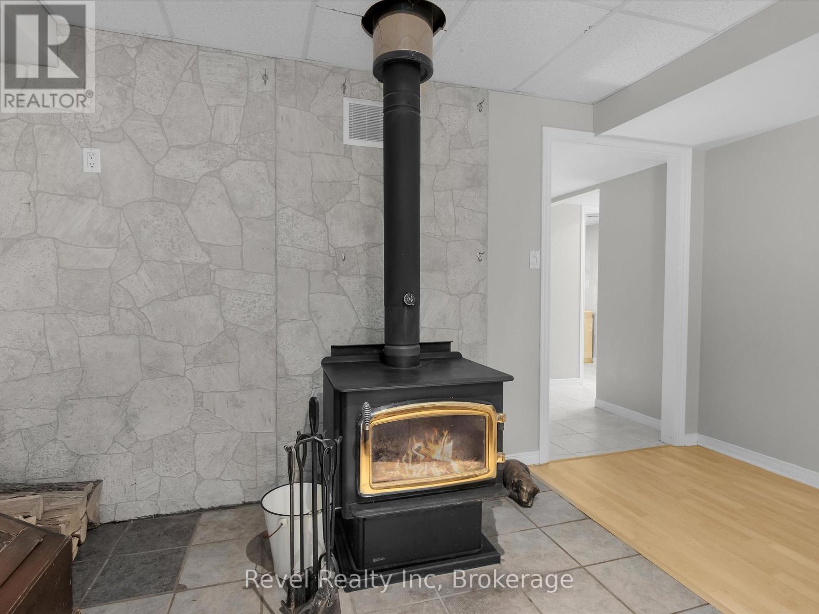 1326 Echo Lake Road, Lake Of Bays, Ontario  P0B 1A0 - Photo 26 - X12415221