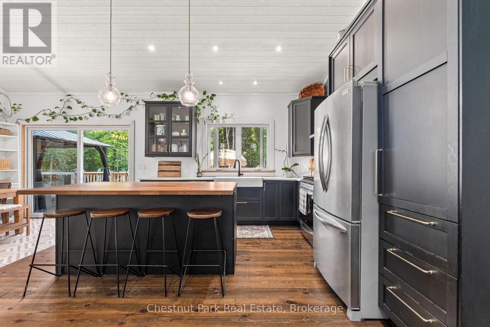 2698 Old Muskoka Road, Huntsville, Ontario  P0B 1M0 - Photo 11 - X12415276