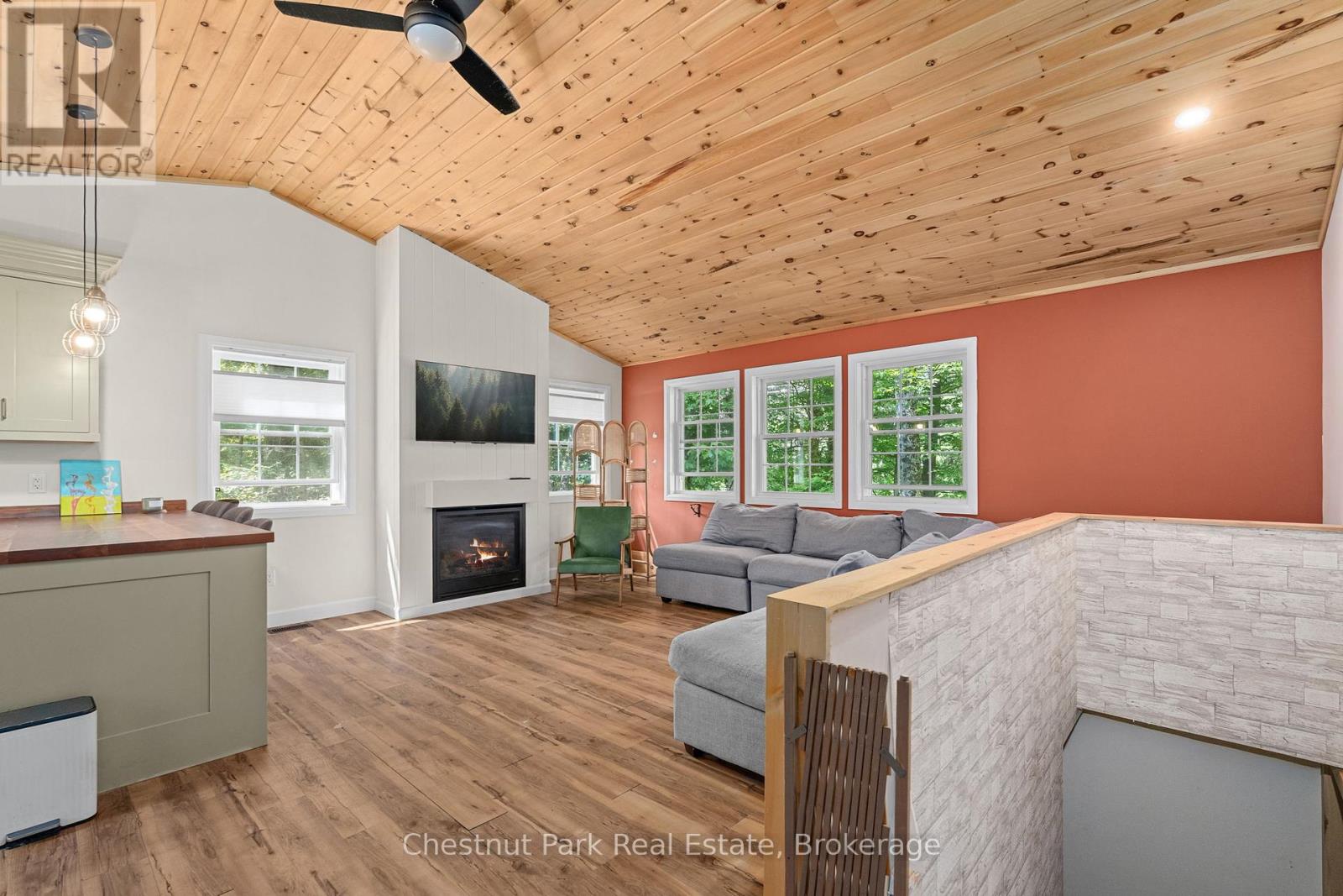 2698 Old Muskoka Road, Huntsville, Ontario  P0B 1M0 - Photo 44 - X12415276