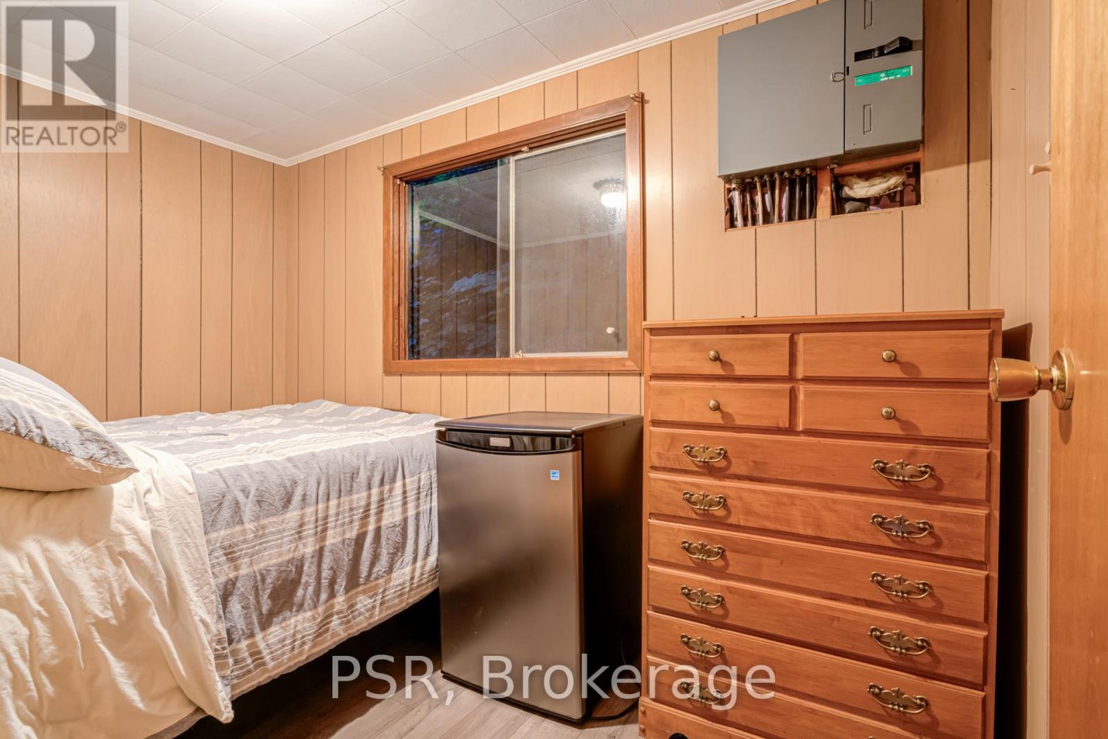 1027 North Pine Drive, Lake Of Bays, Ontario  P0A 1E0 - Photo 20 - X12416145