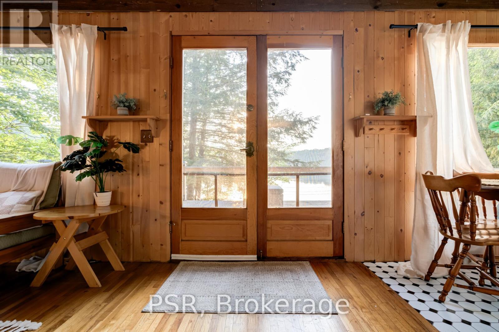 1027 North Pine Drive, Lake Of Bays, Ontario  P0A 1E0 - Photo 7 - X12416145