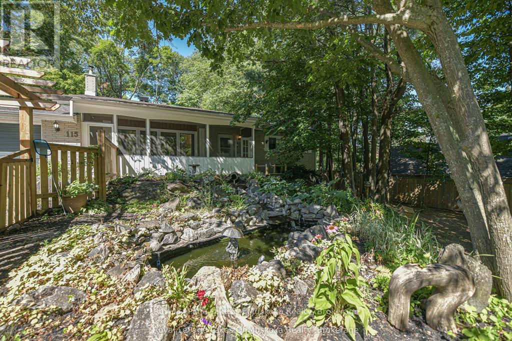 115 Douglas Street, Gravenhurst, Ontario  P1P 1A4 - Photo 10 - X12417211