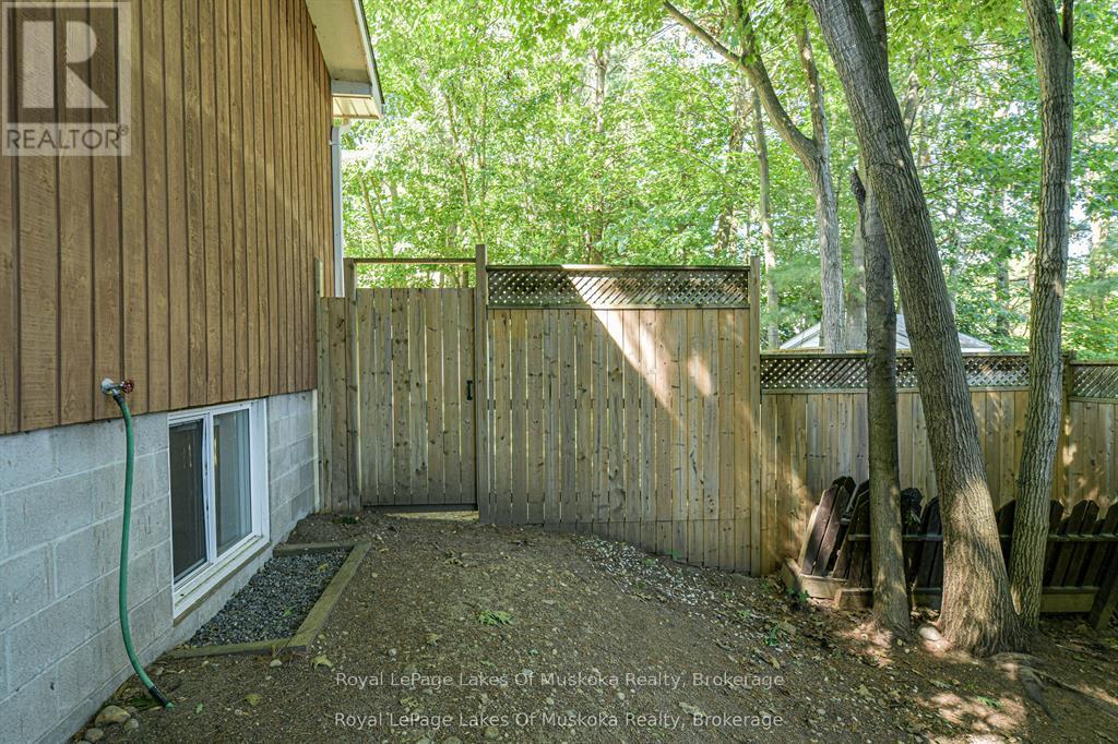 115 Douglas Street, Gravenhurst, Ontario  P1P 1A4 - Photo 16 - X12417211