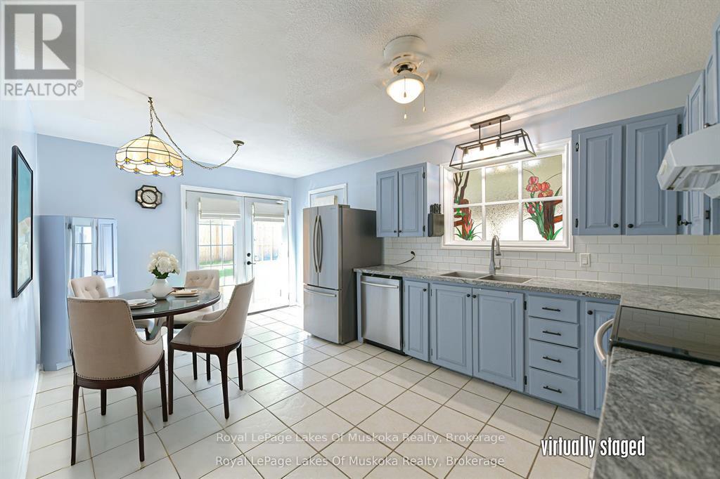 115 Douglas Street, Gravenhurst, Ontario  P1P 1A4 - Photo 32 - X12417211