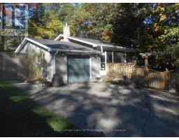 115 DOUGLAS STREET, Gravenhurst, Ontario
