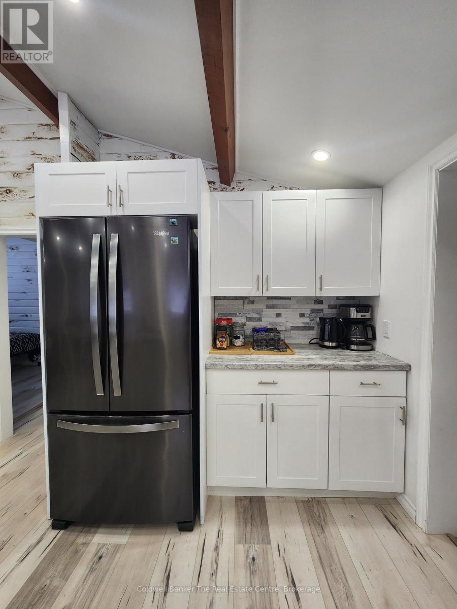 460 Wellington Street, Gravenhurst, Ontario  P1P 1A5 - Photo 12 - X12417757