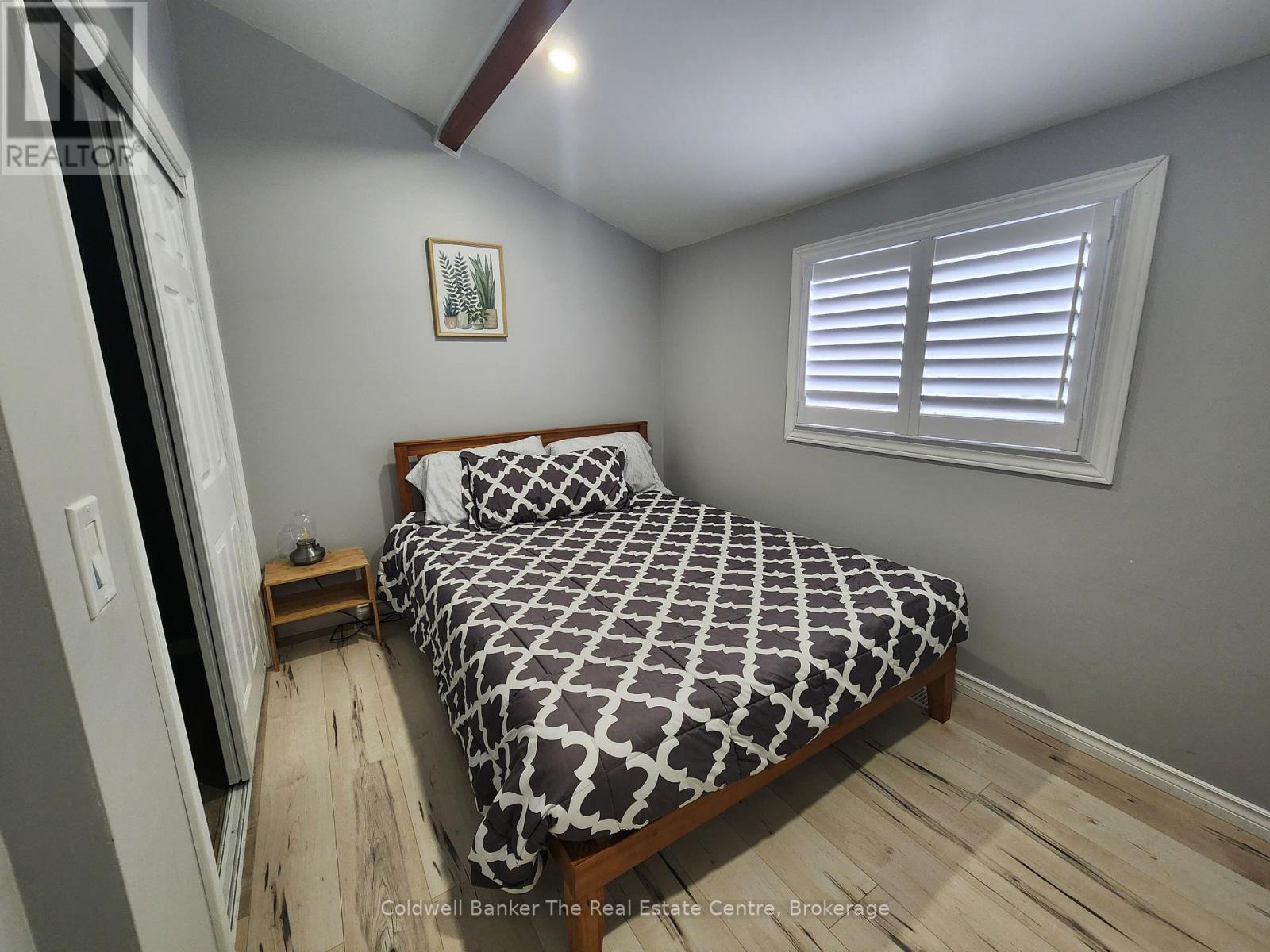 460 Wellington Street, Gravenhurst, Ontario  P1P 1A5 - Photo 19 - X12417757