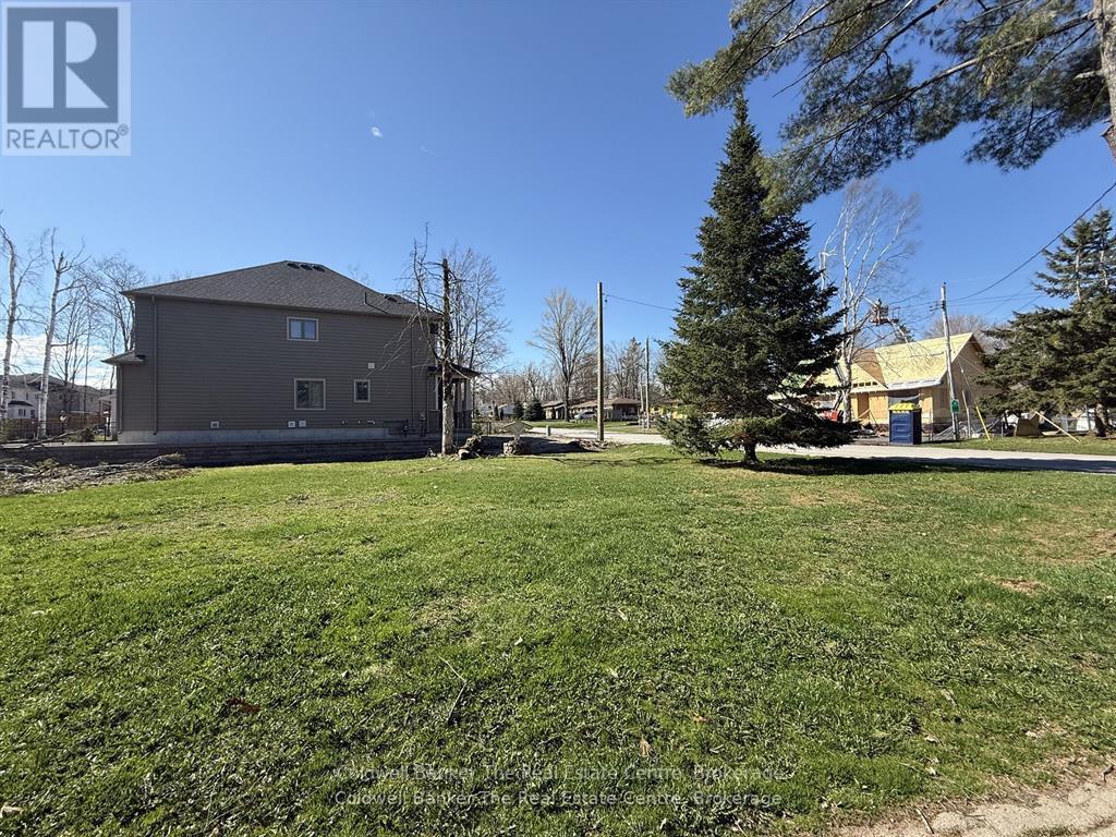 460 Wellington Street, Gravenhurst, Ontario  P1P 1A5 - Photo 26 - X12417757