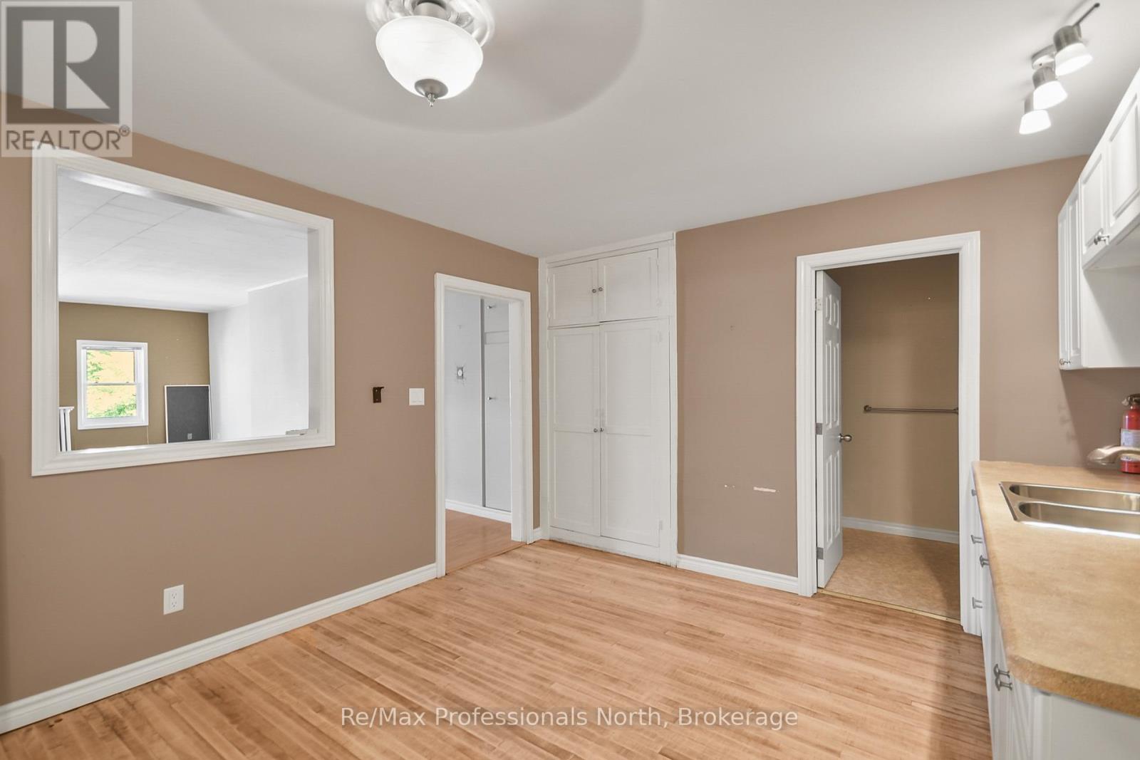 171 Muskoka Road S, Gravenhurst, Ontario  P1P 1X3 - Photo 34 - X12418071