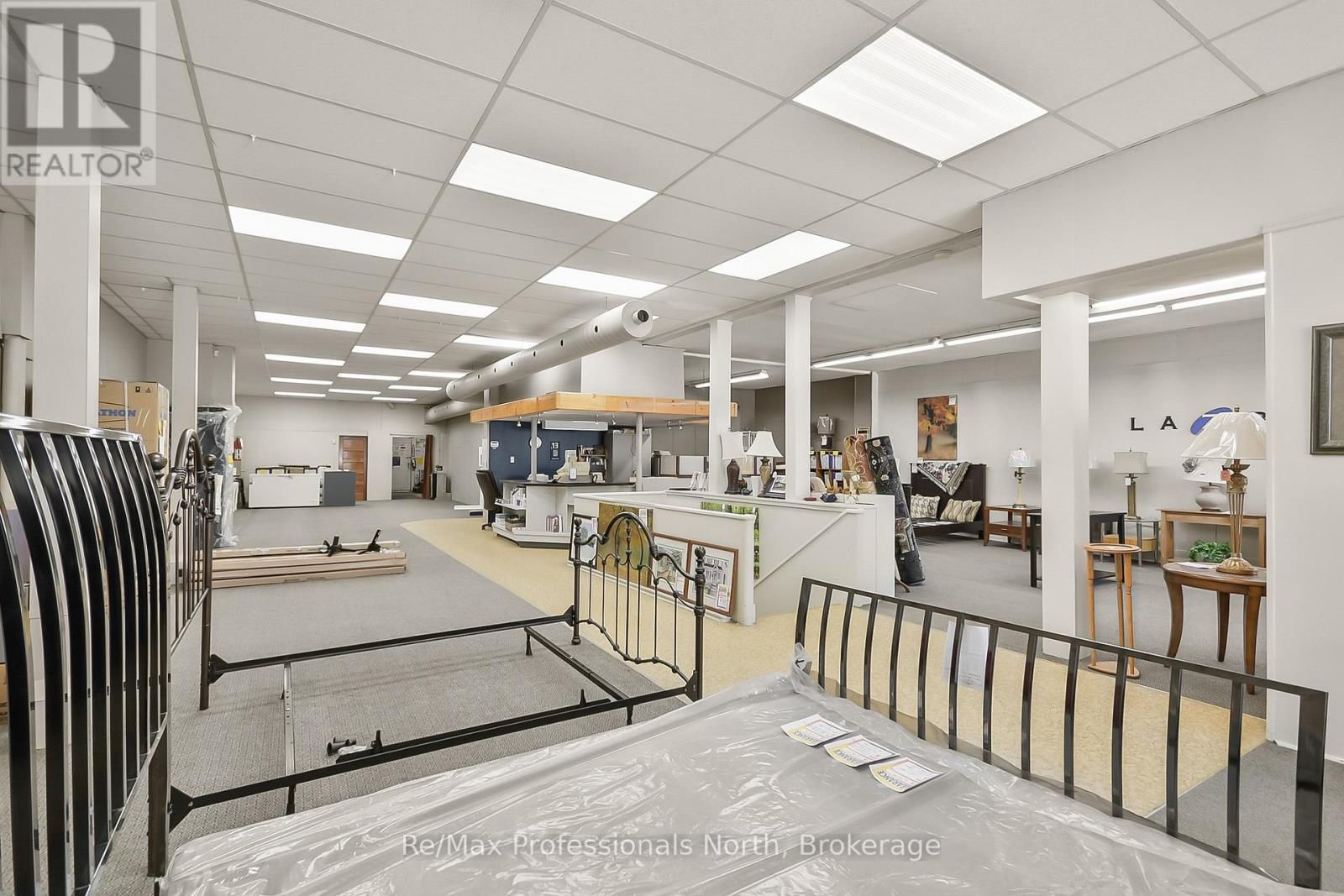 171 Muskoka Road S, Gravenhurst, Ontario  P1P 1X3 - Photo 6 - X12418071