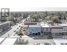 171 MUSKOKA ROAD S, Gravenhurst, Ontario