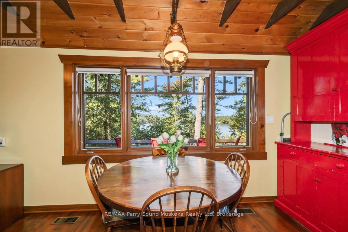 21 Glenn Burney Road, Seguin, Ontario  P2A 2X3 - Photo 19 - X12419243