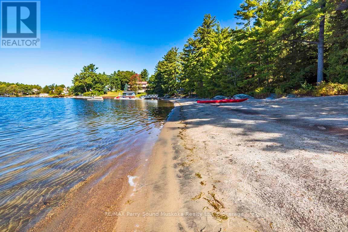 21 Glenn Burney Road, Seguin, Ontario  P2A 2X3 - Photo 2 - X12419243