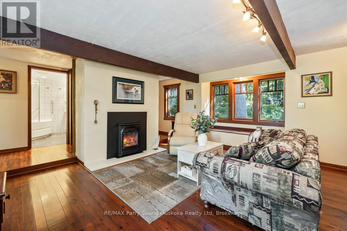 21 Glenn Burney Road, Seguin, Ontario  P2A 2X3 - Photo 20 - X12419243