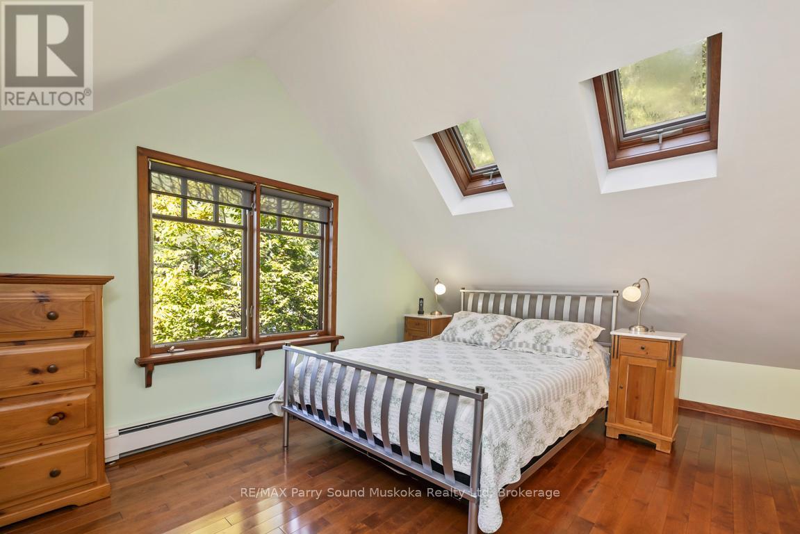 21 Glenn Burney Road, Seguin, Ontario  P2A 2X3 - Photo 33 - X12419243