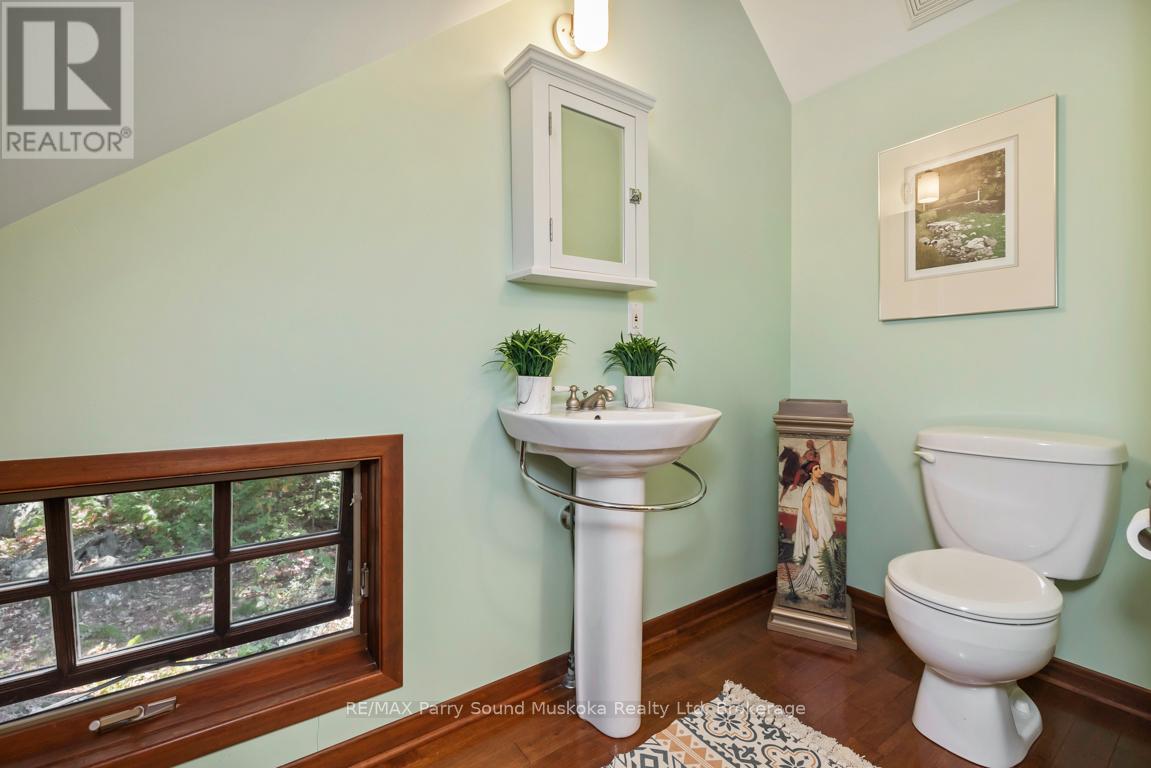 21 Glenn Burney Road, Seguin, Ontario  P2A 2X3 - Photo 35 - X12419243