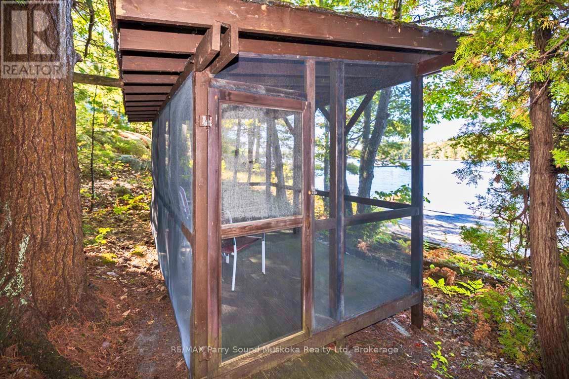 21 Glenn Burney Road, Seguin, Ontario  P2A 2X3 - Photo 39 - X12419243