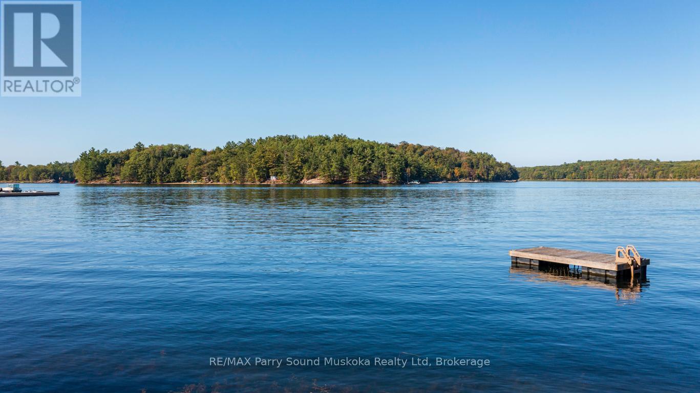 21 Glenn Burney Road, Seguin, Ontario  P2A 2X3 - Photo 4 - X12419243