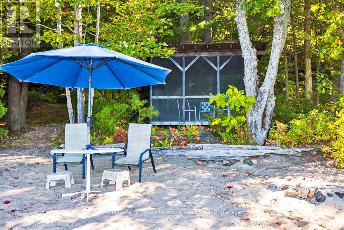 21 Glenn Burney Road, Seguin, Ontario  P2A 2X3 - Photo 40 - X12419243