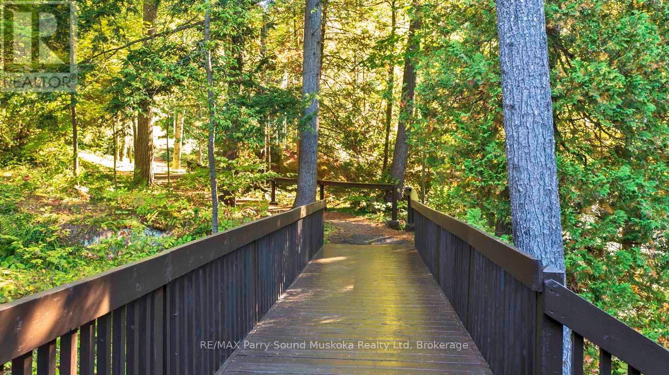 21 Glenn Burney Road, Seguin, Ontario  P2A 2X3 - Photo 45 - X12419243